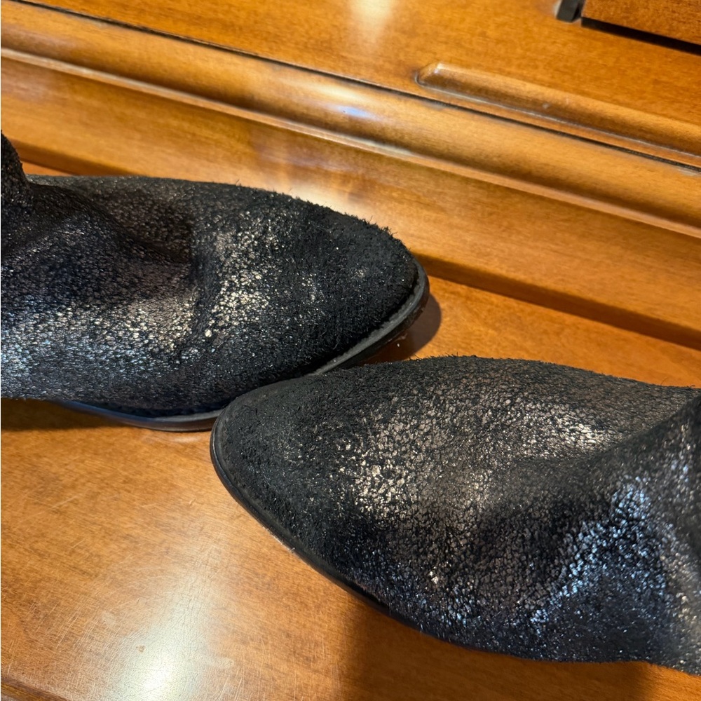 Frye Sparkly Black Cowboy Boots - Picture 4 of 5